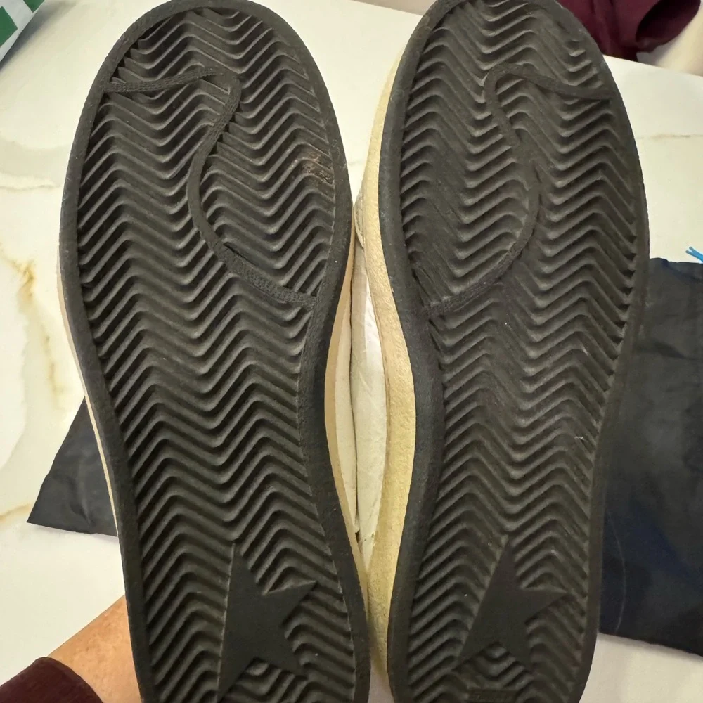 Golden Goose Ball Star Shearling New in Bag 7/7.5 - Picture 6 of 10